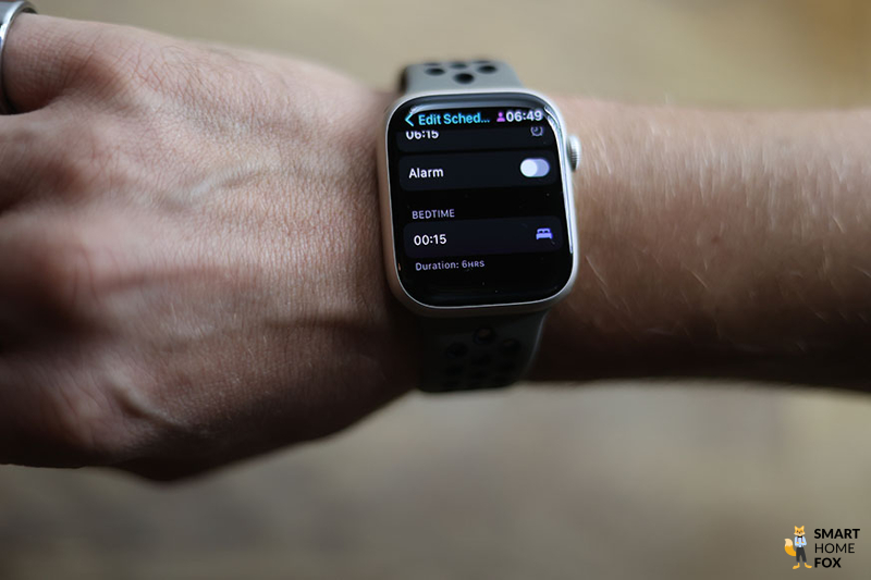 Будильник на Apple Watch 8.